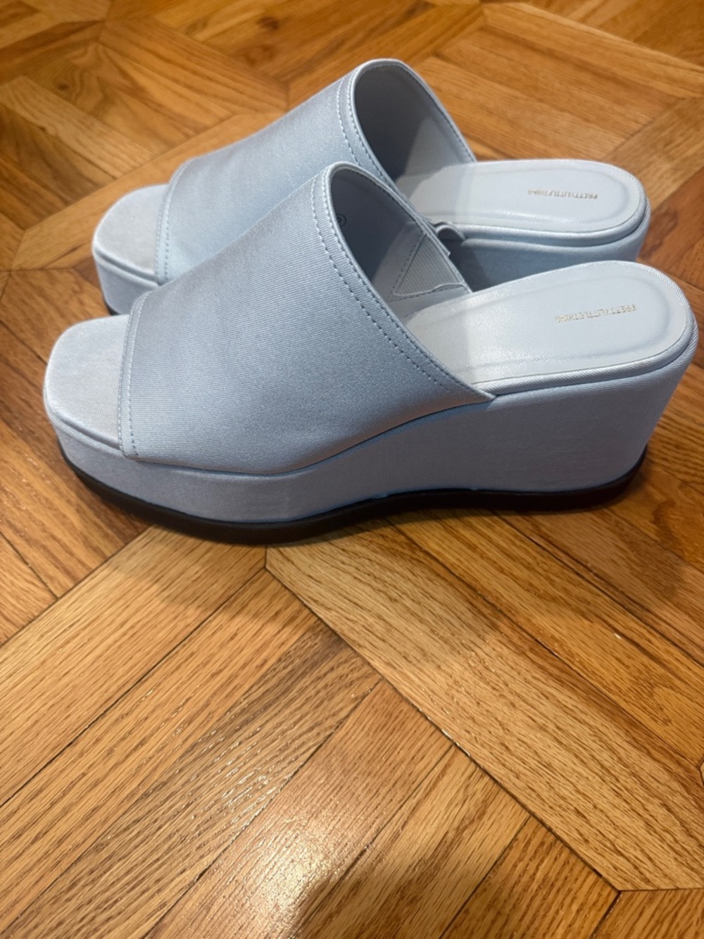PrettyLittleThing Pale Blue Platform Slide Mules - Picture 3 of 4
